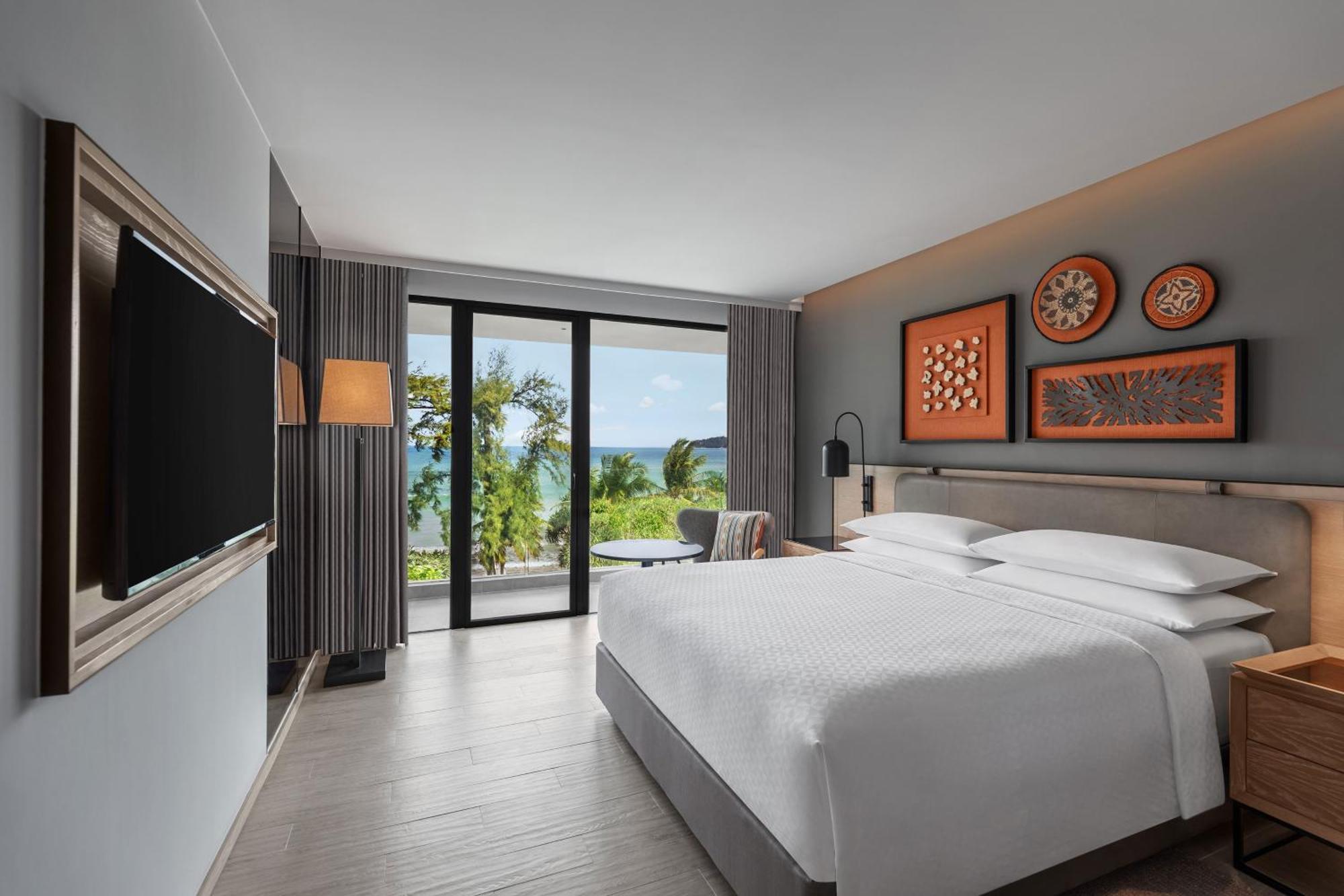 Four Points By Sheraton Phuket Patong Beach Resort Exteriér fotografie