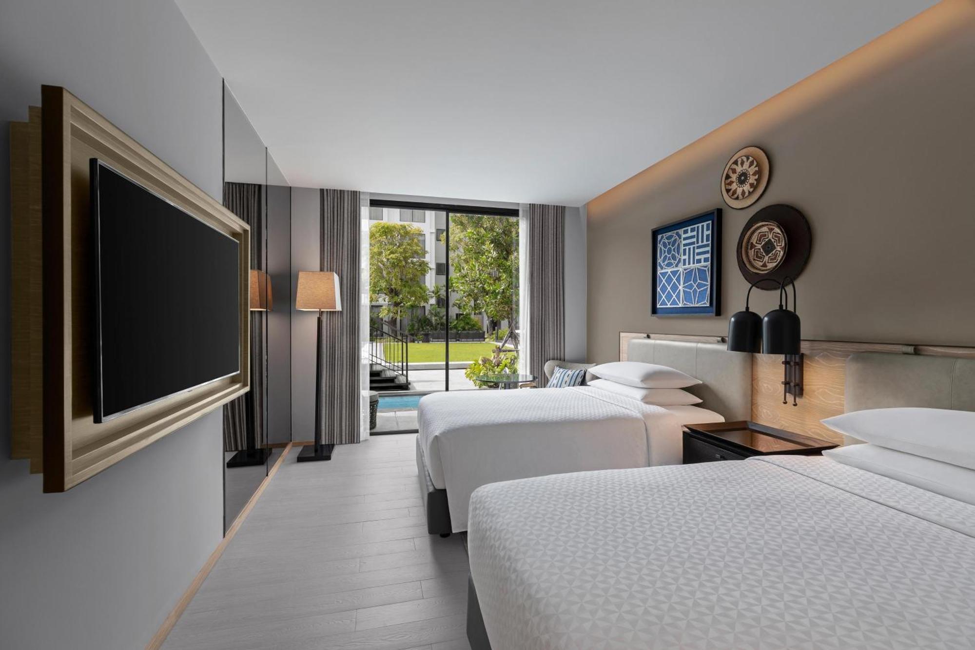 Four Points By Sheraton Phuket Patong Beach Resort Exteriér fotografie
