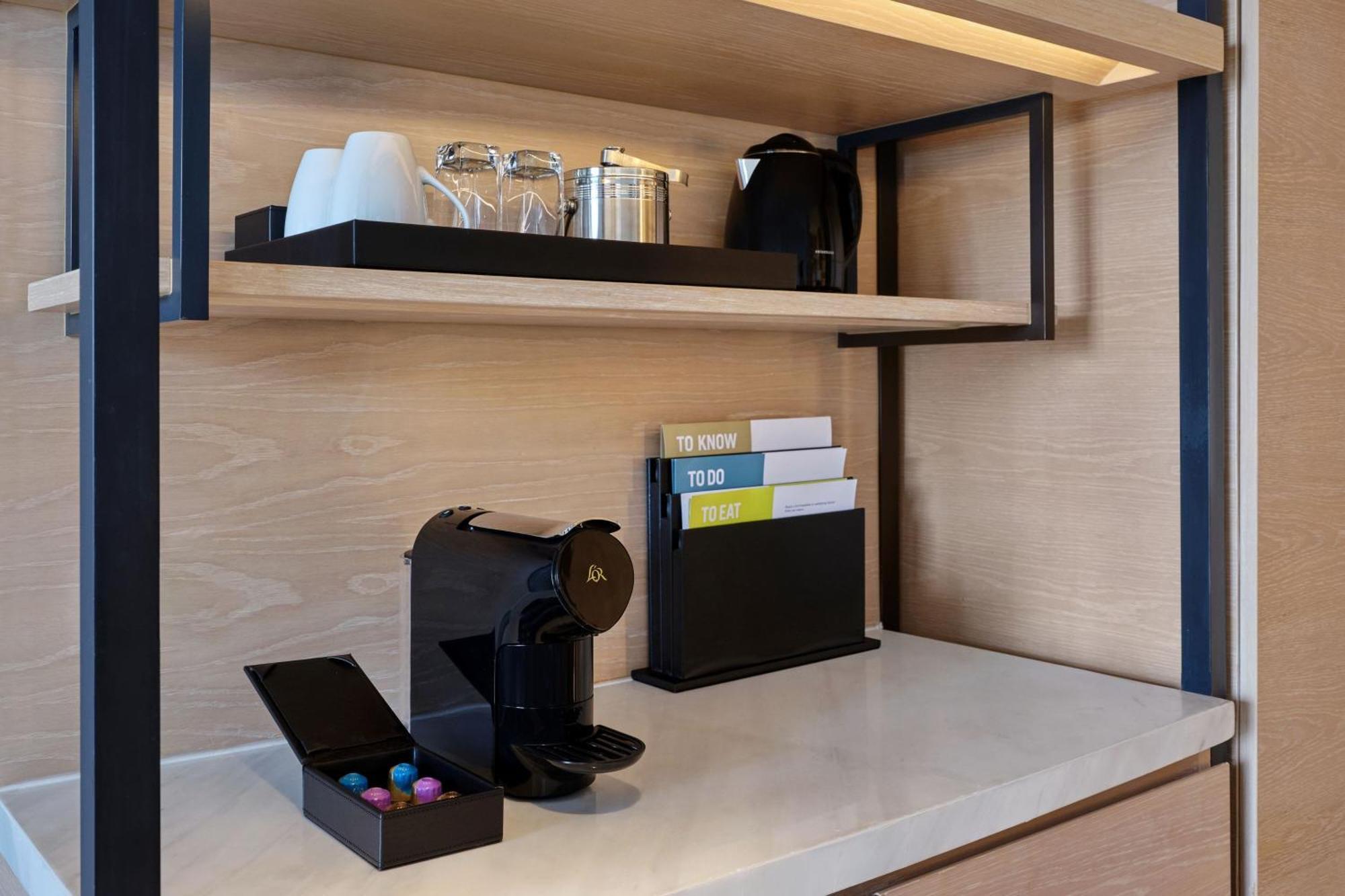 Four Points By Sheraton Phuket Patong Beach Resort Exteriér fotografie