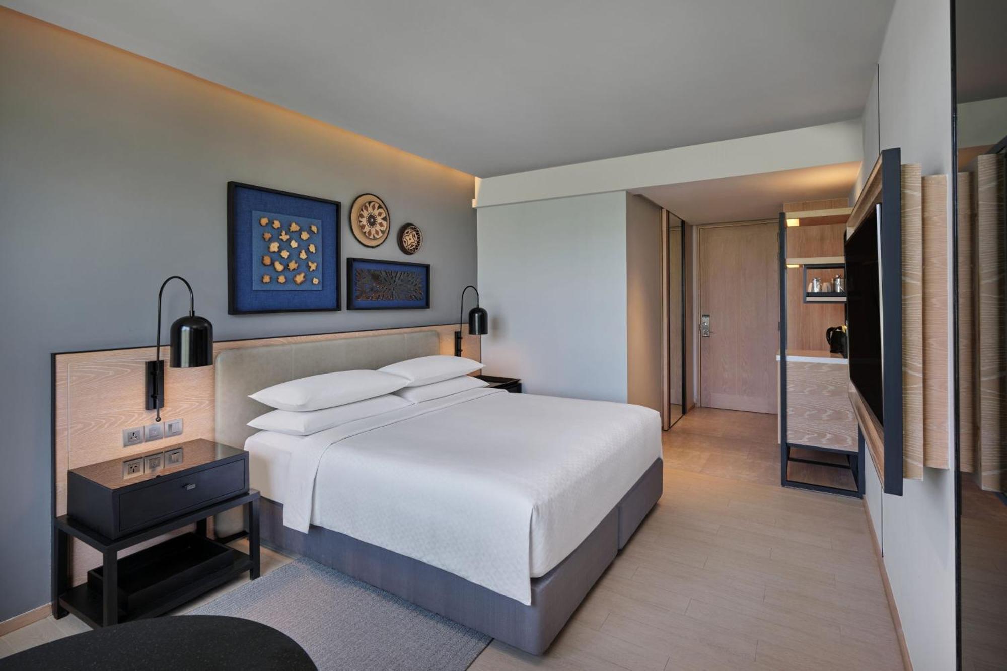 Four Points By Sheraton Phuket Patong Beach Resort Exteriér fotografie