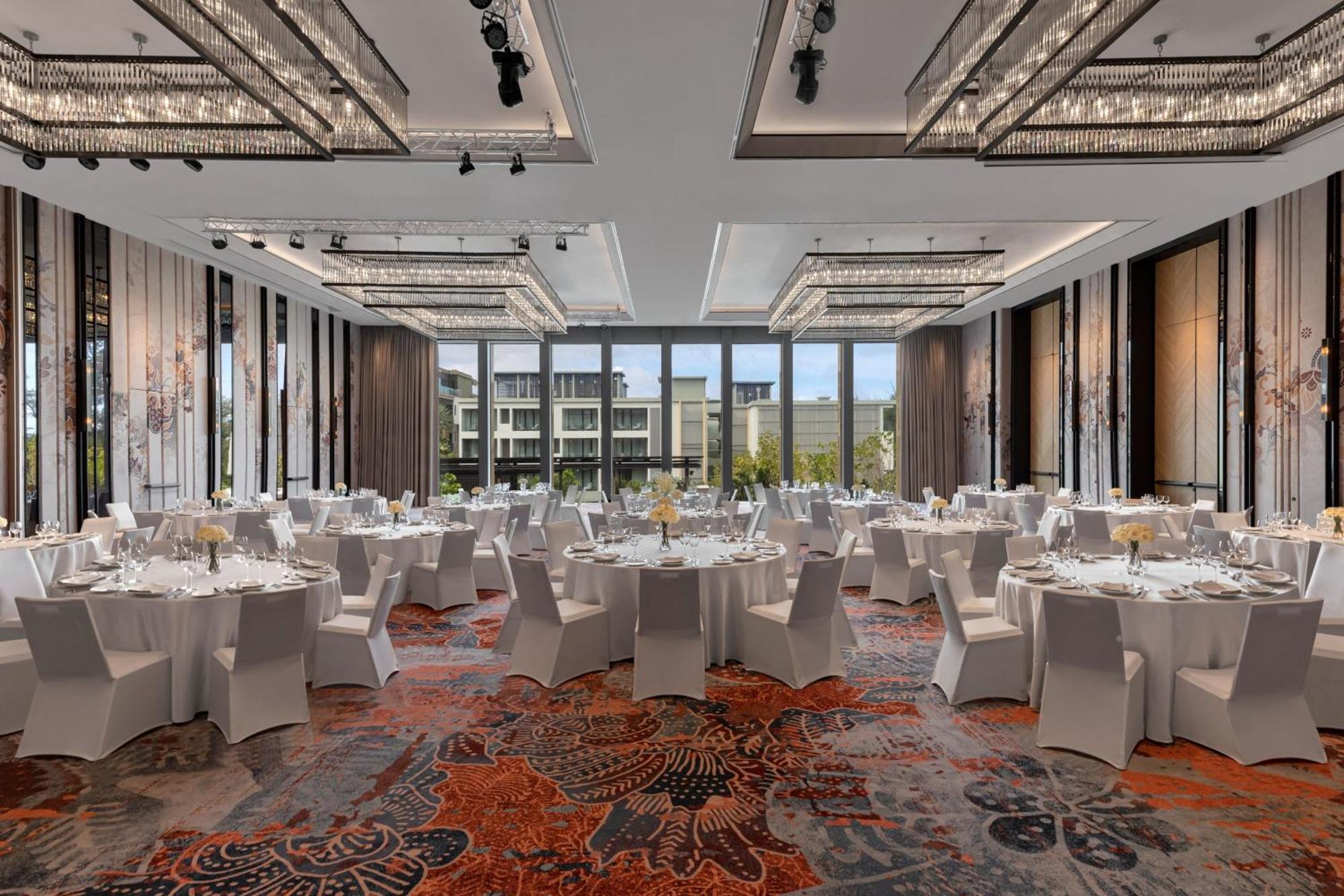 Four Points By Sheraton Phuket Patong Beach Resort Exteriér fotografie